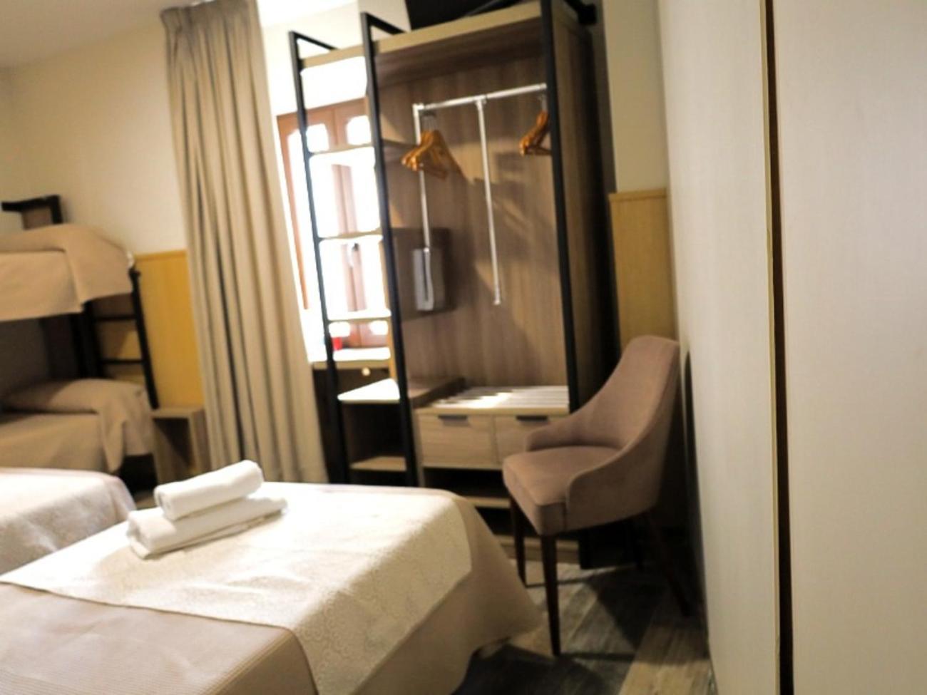 Hospedium Dlj Hostal Tematico Desde La Juderia Arjona Exterior foto