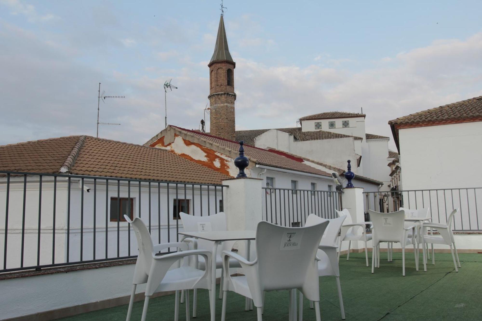Hospedium Dlj Hostal Tematico Desde La Juderia Arjona Exterior foto
